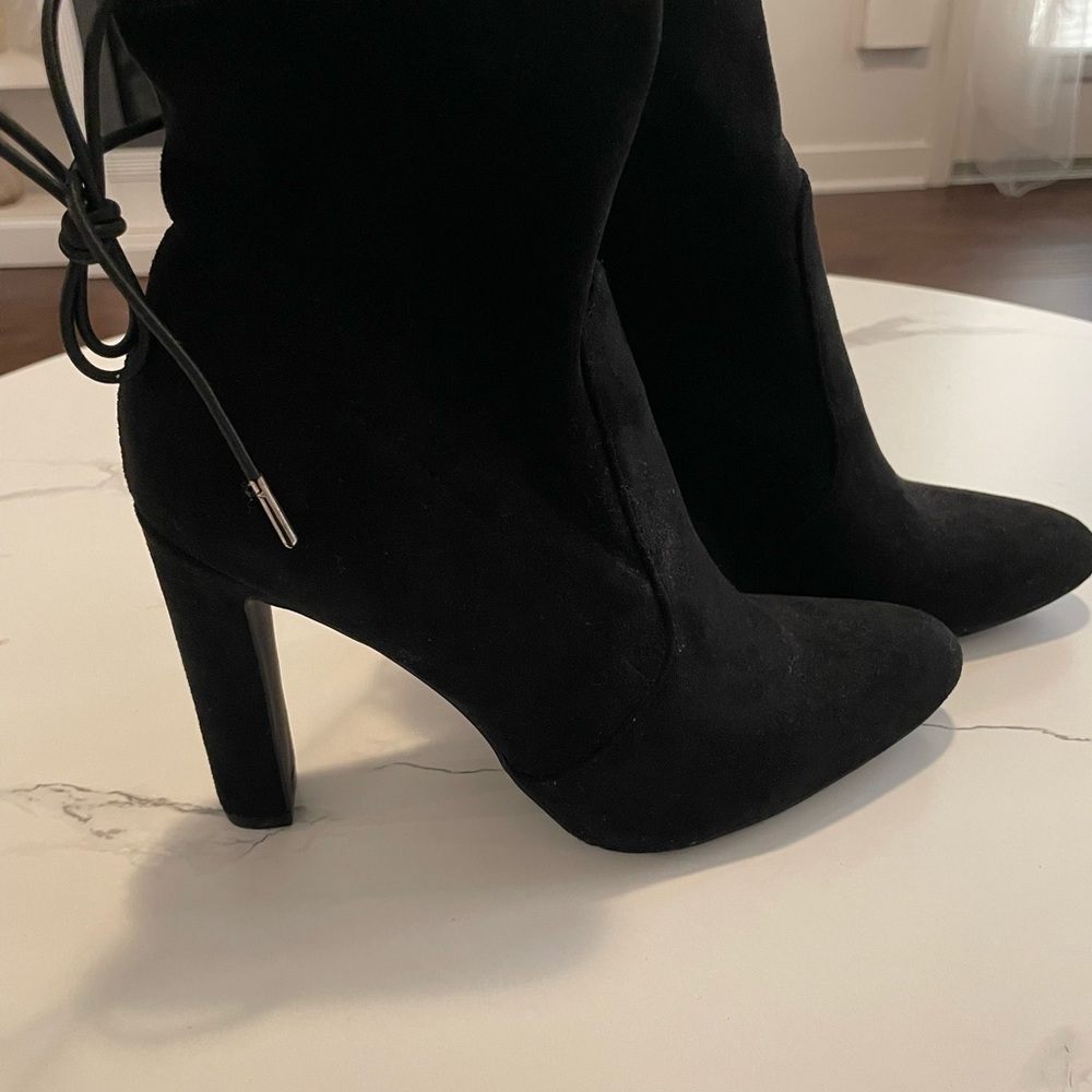 Shoe Dazzle Black Ankle Booties